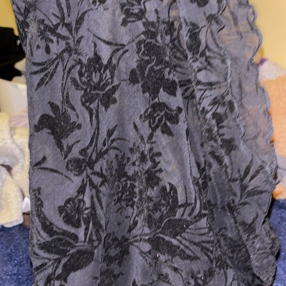 See through rose top - Picture 2 of 2